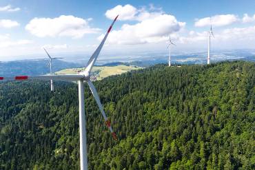 Luftaufnahme des EWS-Windparks Rohrenkopf