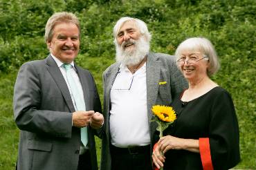 Wirtschaftsminister Franz Unterseher mit Dr. Michael und Ursula Sladek
