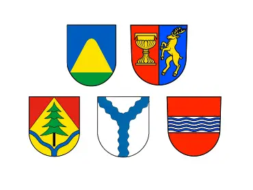 Wappen von fünf Gemeinden, auf deren Gemarkung Windenergieanlagen geplant sind