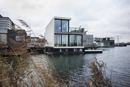 Schwimmende Häuser im Stadtteil Ijburg, Amsterdam