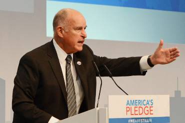 Jerry Brown spricht auf der COP23